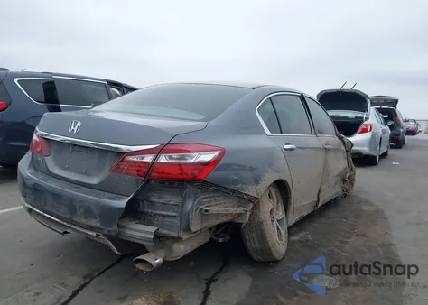 2017 Honda Accord Lx z USA, uszkodzony, nr VIN 1HGCR2F37HA100975